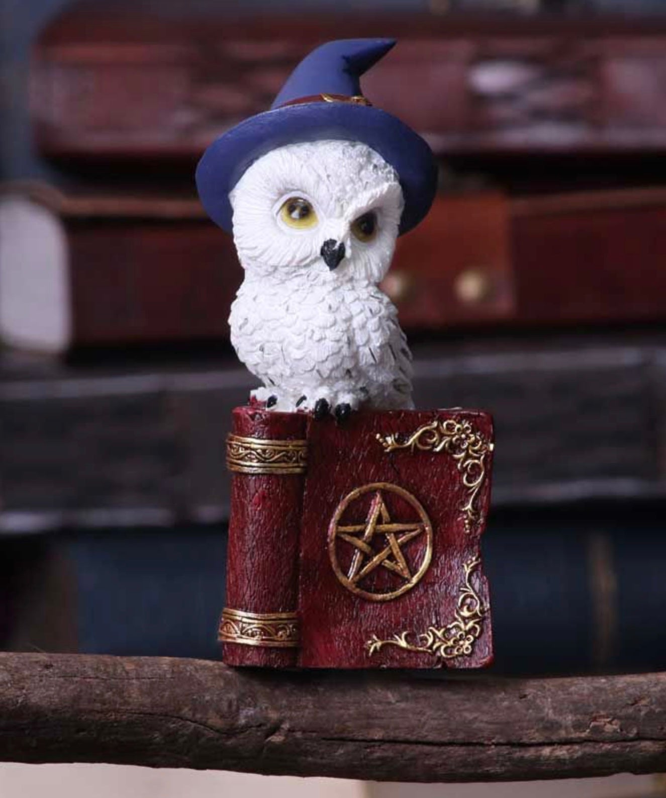 Avian Spell Owl Figurine (Red) 12.5cm