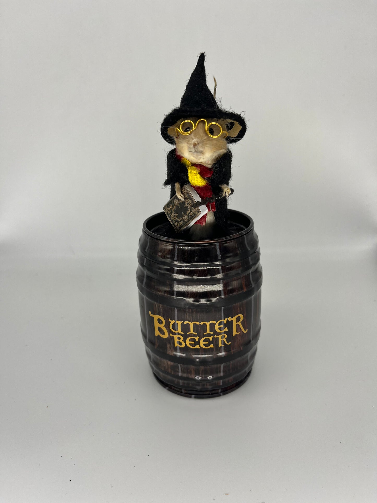 Taxidermy Harry mouse butterbeer base