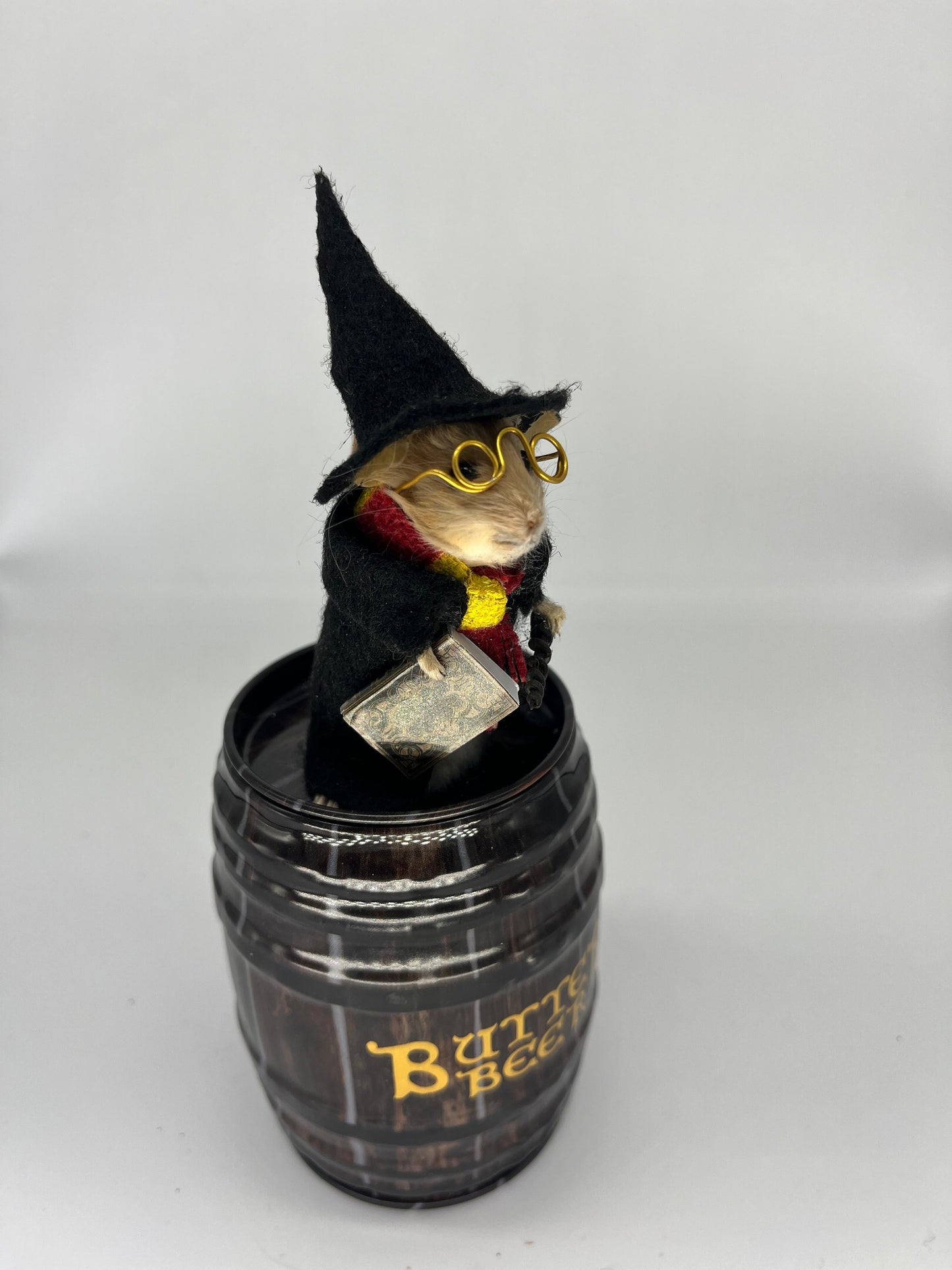 Taxidermy Harry mouse butterbeer base